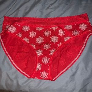 🆕 NWT Victoria’s Secret Lace Panty